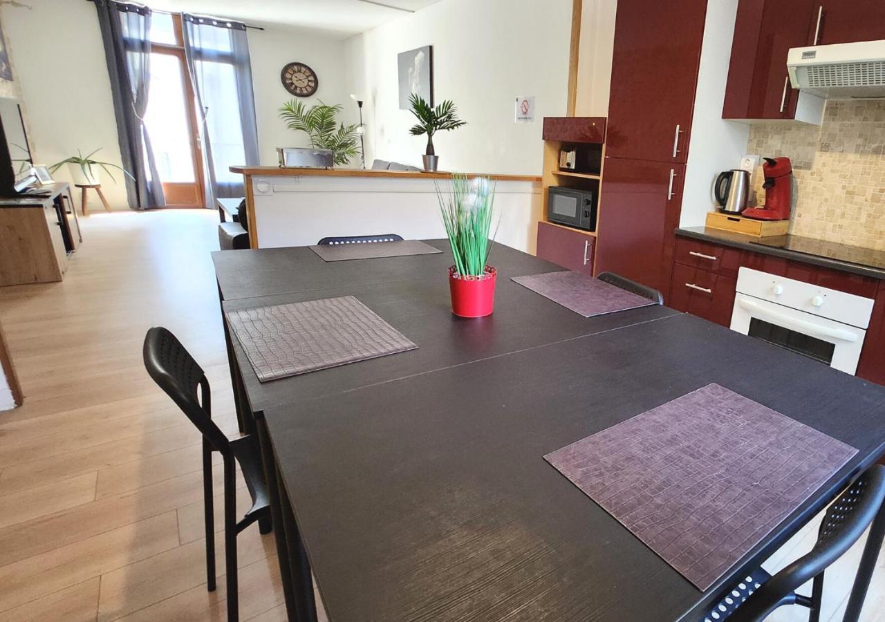 "Colbert Triplex" 3 Chambres - Balcon - Patio - Cathedrale Tours Luaran gambar