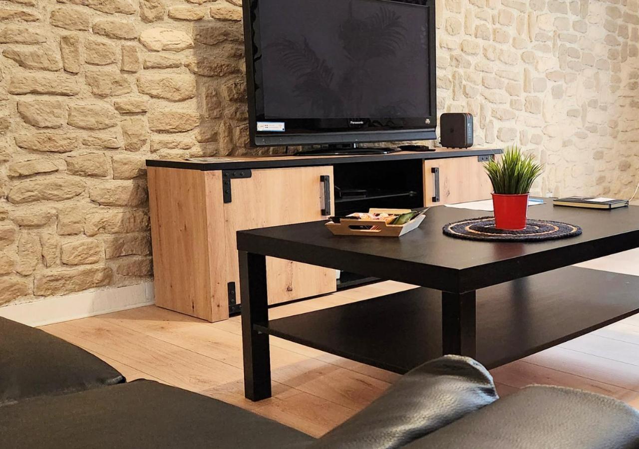 "Colbert Triplex" 3 Chambres - Balcon - Patio - Cathedrale Tours Luaran gambar