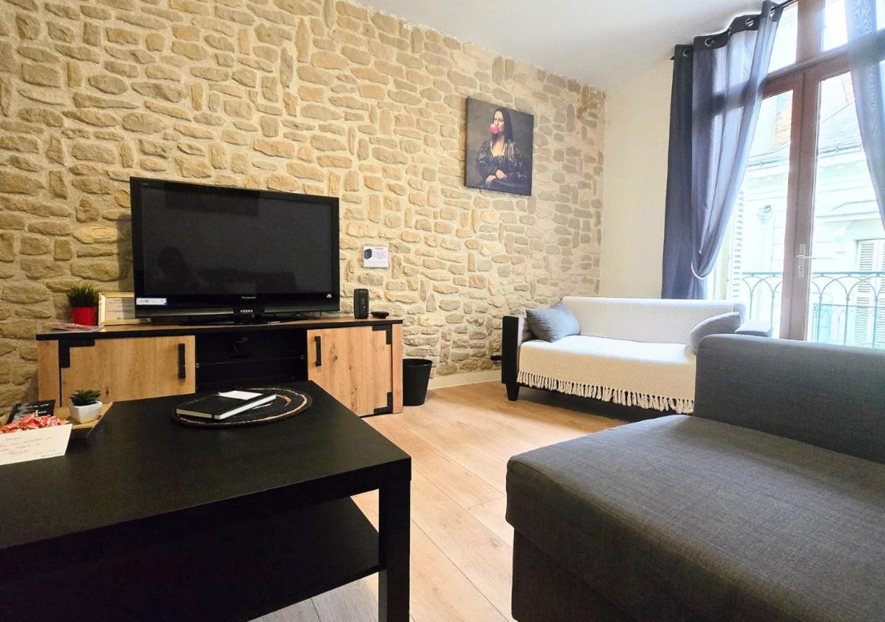 "Colbert Triplex" 3 Chambres - Balcon - Patio - Cathedrale Tours Luaran gambar